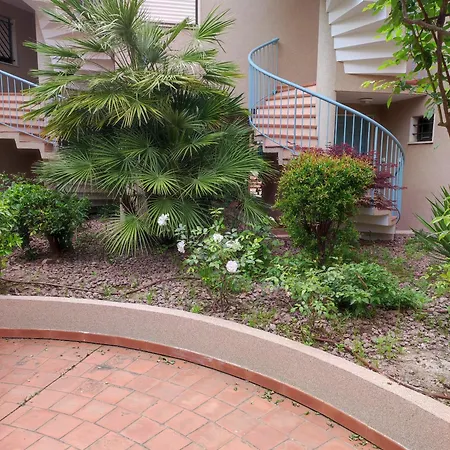Le Palmier, Jardin Privatif, 200m, Classe 3 Etoiles, Wifi, Garage,renove En 2024 Apartment Cavalaire-sur-Mer